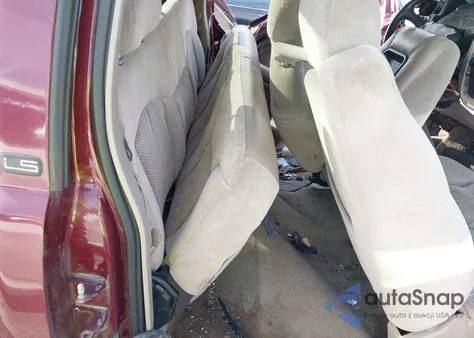 2002 Chevrolet Silverado 1500 Ls из США, поврежденный, VIN 2GCEC19V121175205